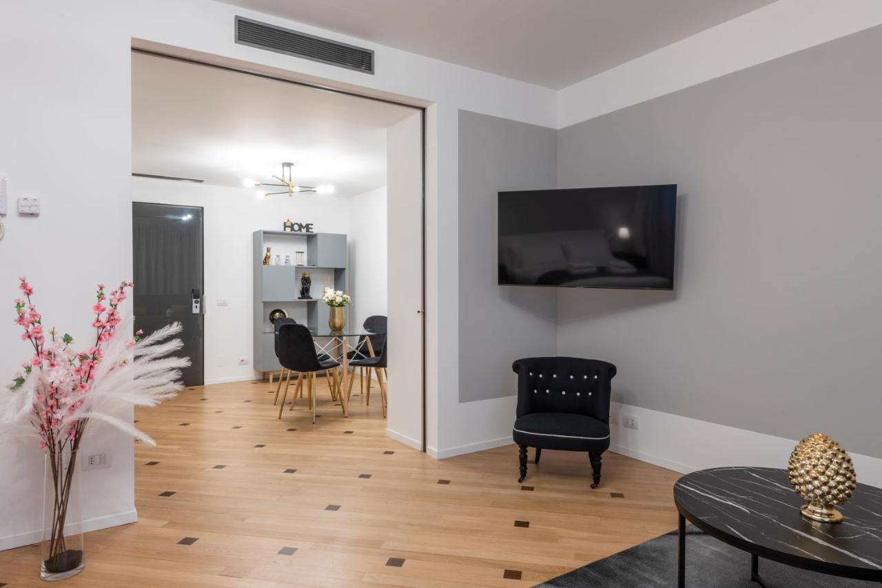 Milan Royal Suites - Centro Duomo 외부 사진