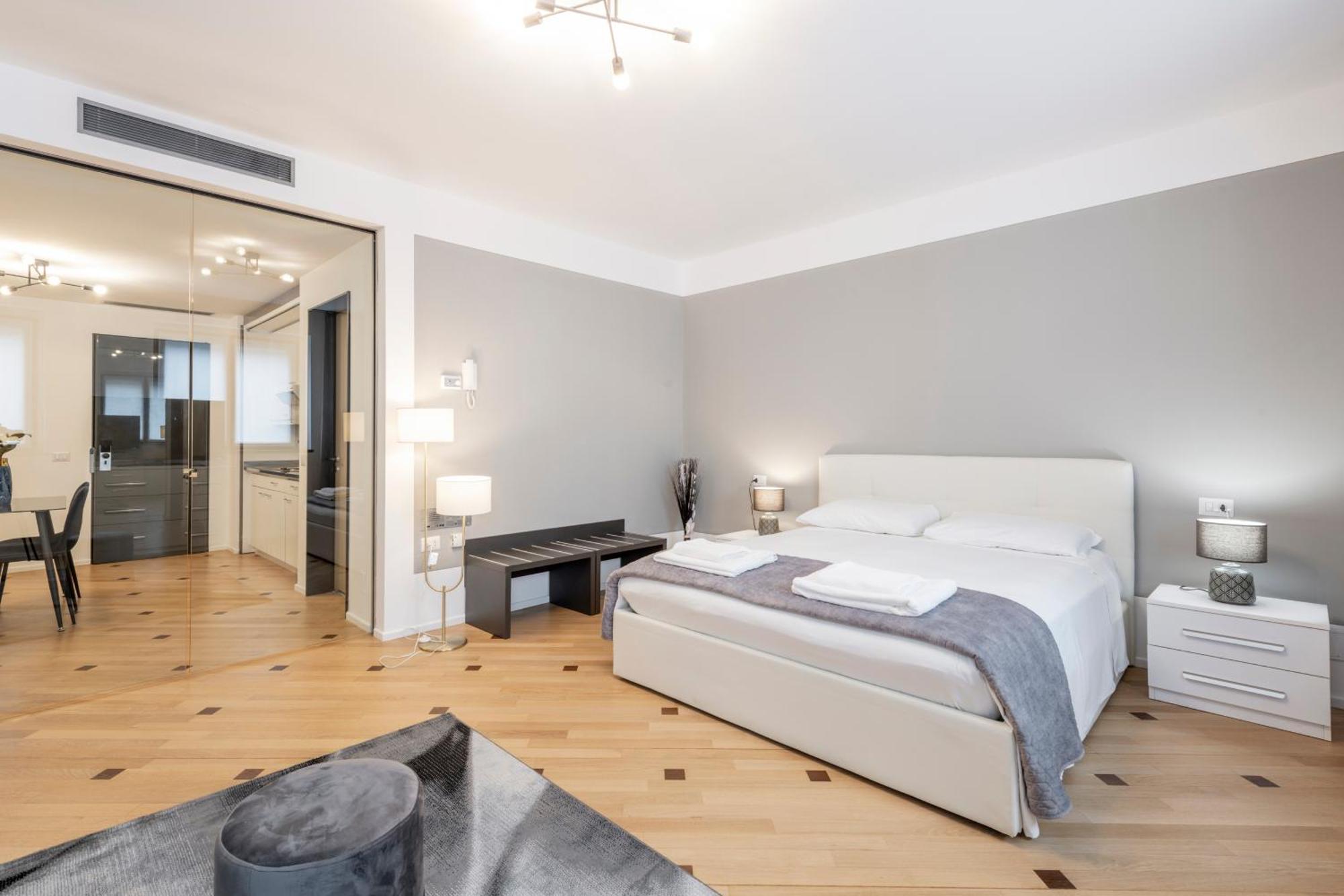 Milan Royal Suites - Centro Duomo 외부 사진